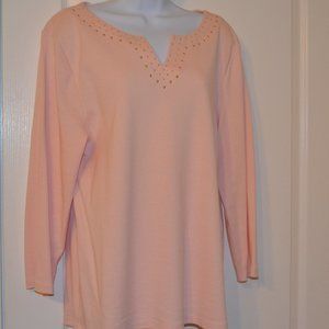 Rafaella NWOT Ladies top in light pink